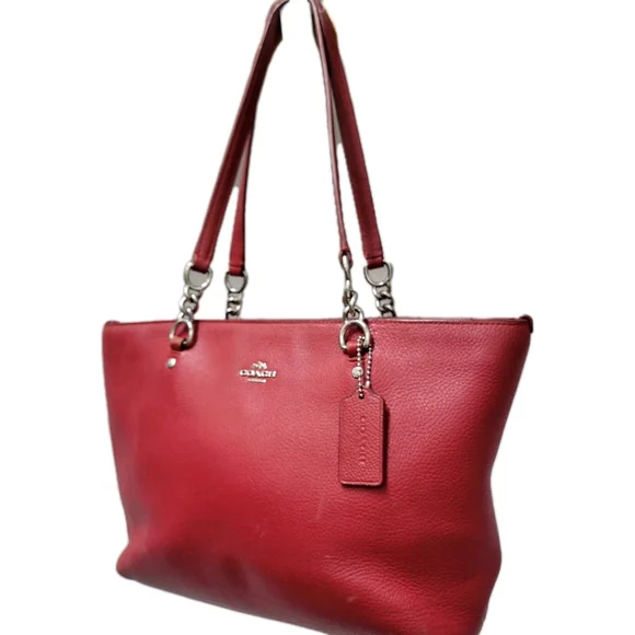 COACH Vintage Women's Leather Pebbled Medium Shoulder Bag